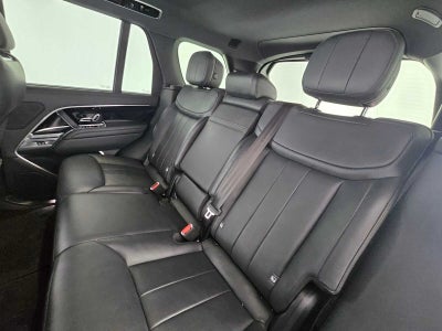 2023 Land Rover Range Rover SE