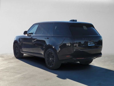 2025 Land Rover Range Rover SE