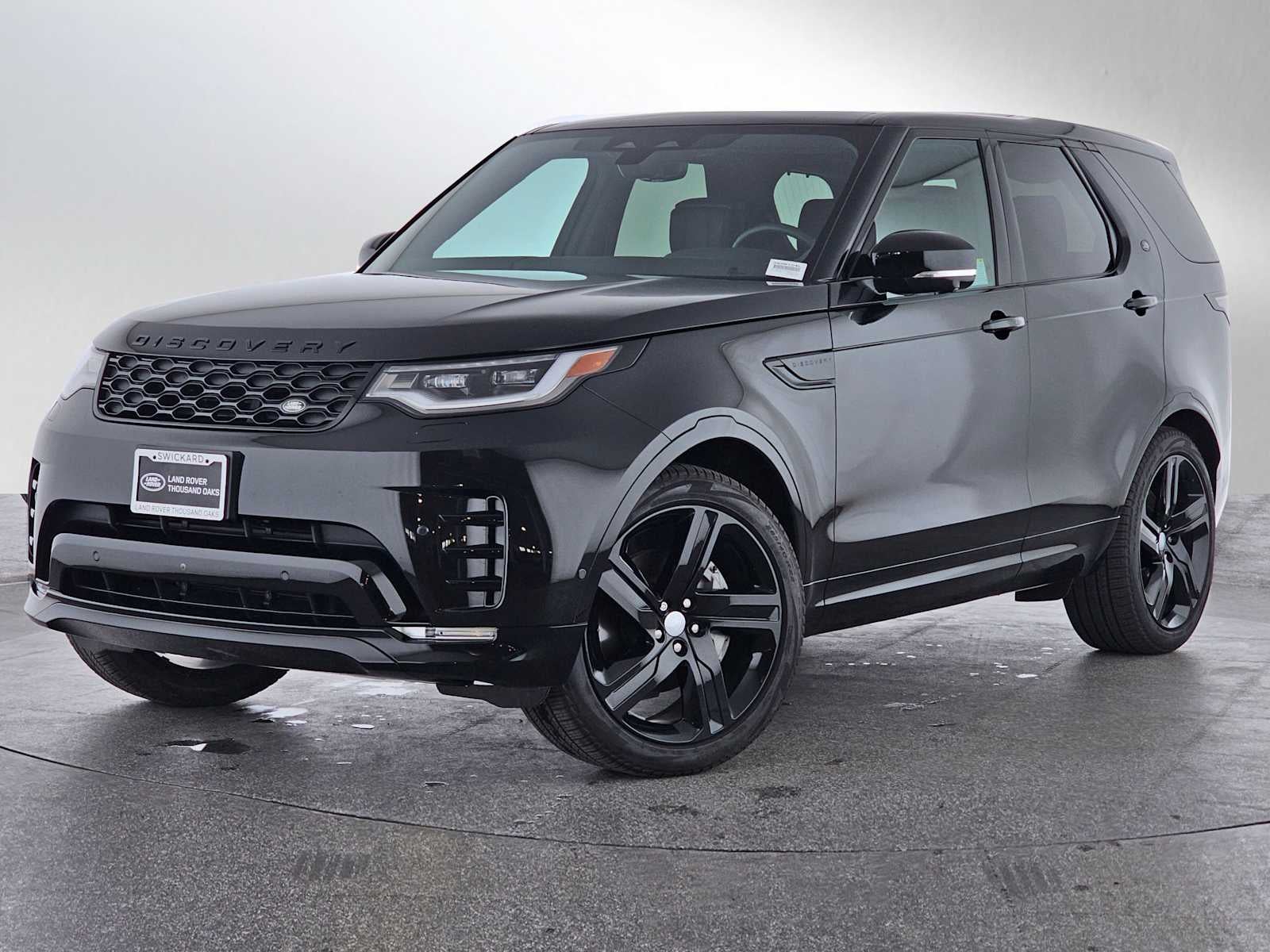 2025 Land Rover Discovery Dynamic SE