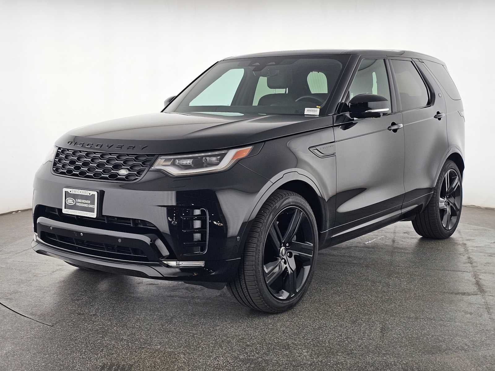 2025 Land Rover Discovery Dynamic SE