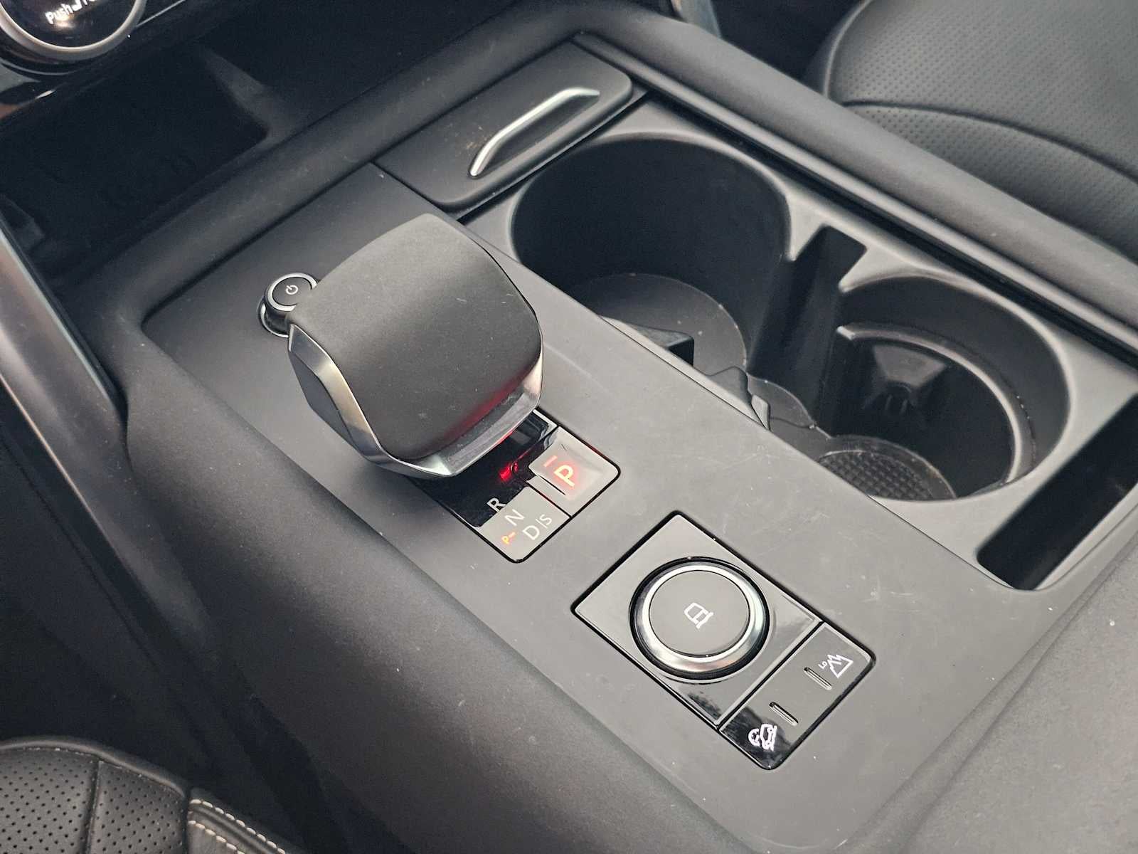 2023 Land Rover Discovery HSE R-Dynamic