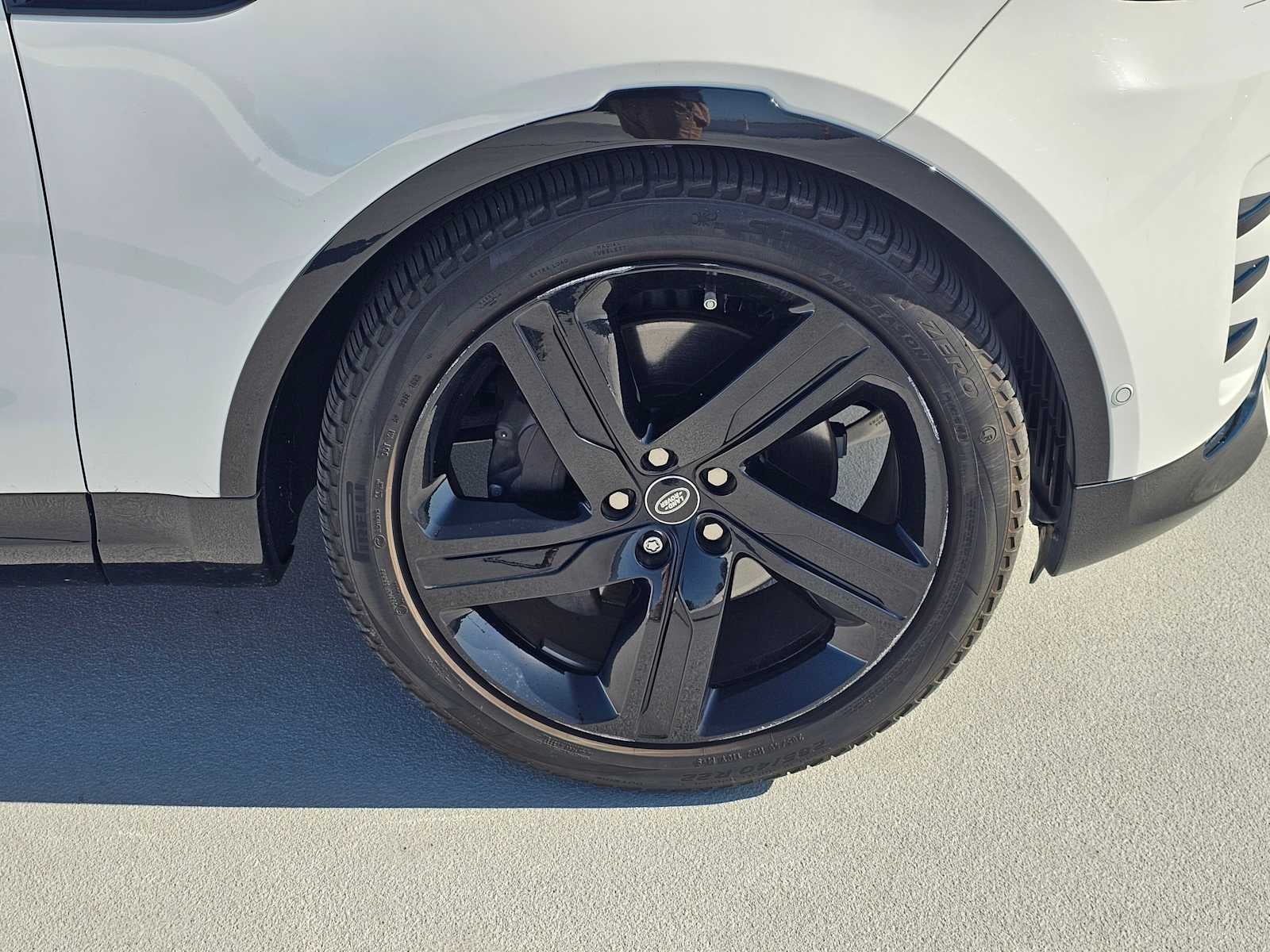 2023 Land Rover Discovery HSE R-Dynamic