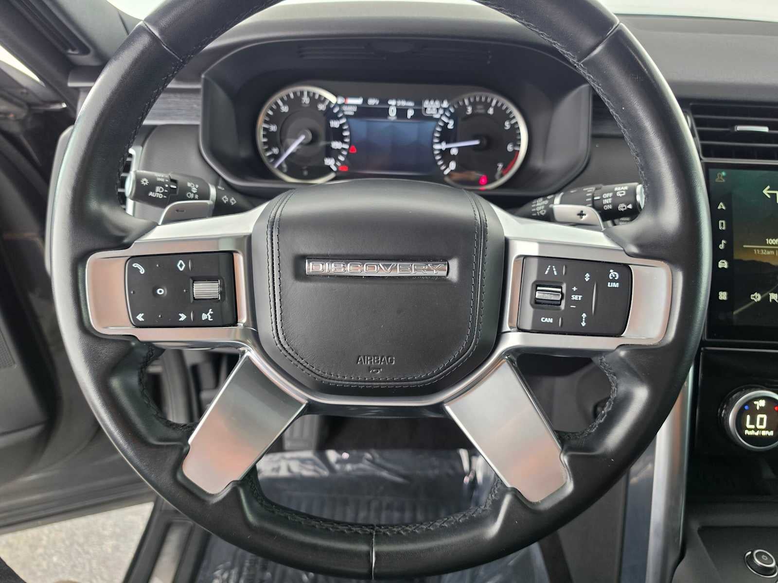 2023 Land Rover Discovery S R-Dynamic