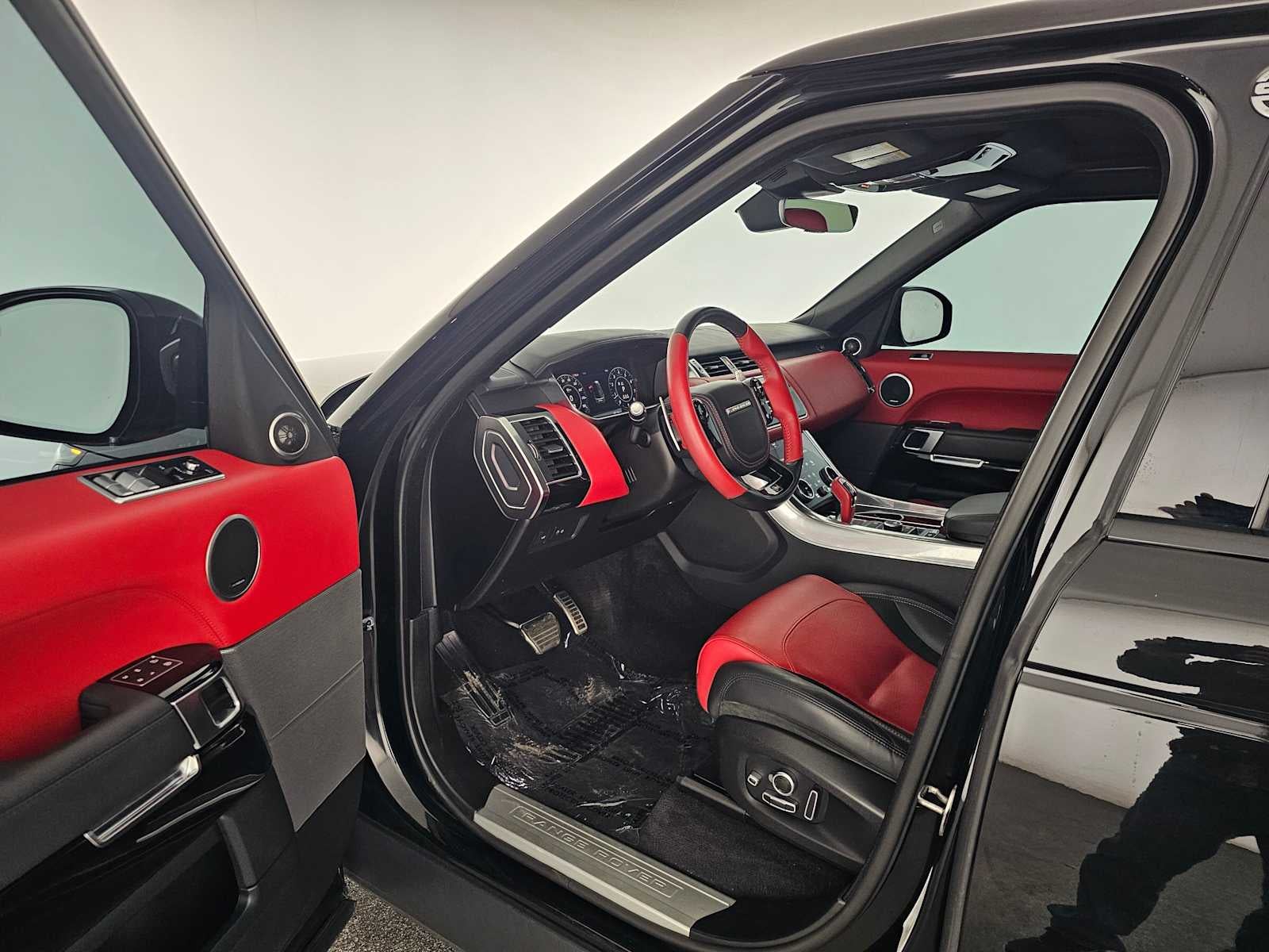 2022 Land Rover Range Rover Sport SVR