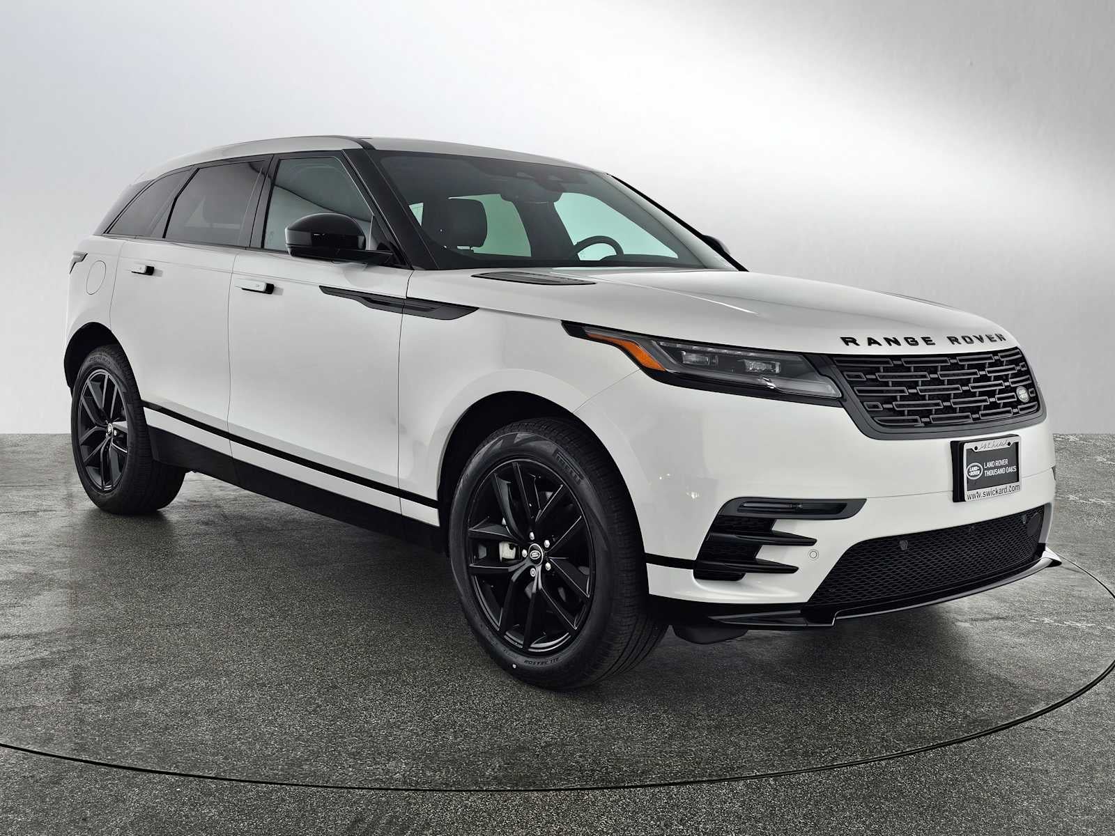 2024 Land Rover Range Rover Velar Dynamic SE