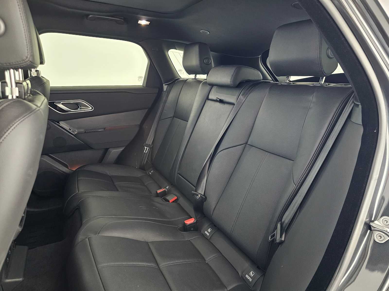 2025 Land Rover Range Rover Velar Dynamic SE