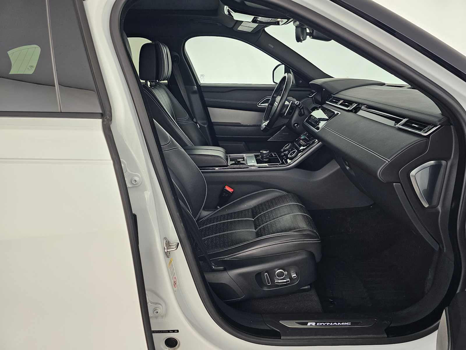 2018 Land Rover Range Rover Velar R-Dynamic HSE