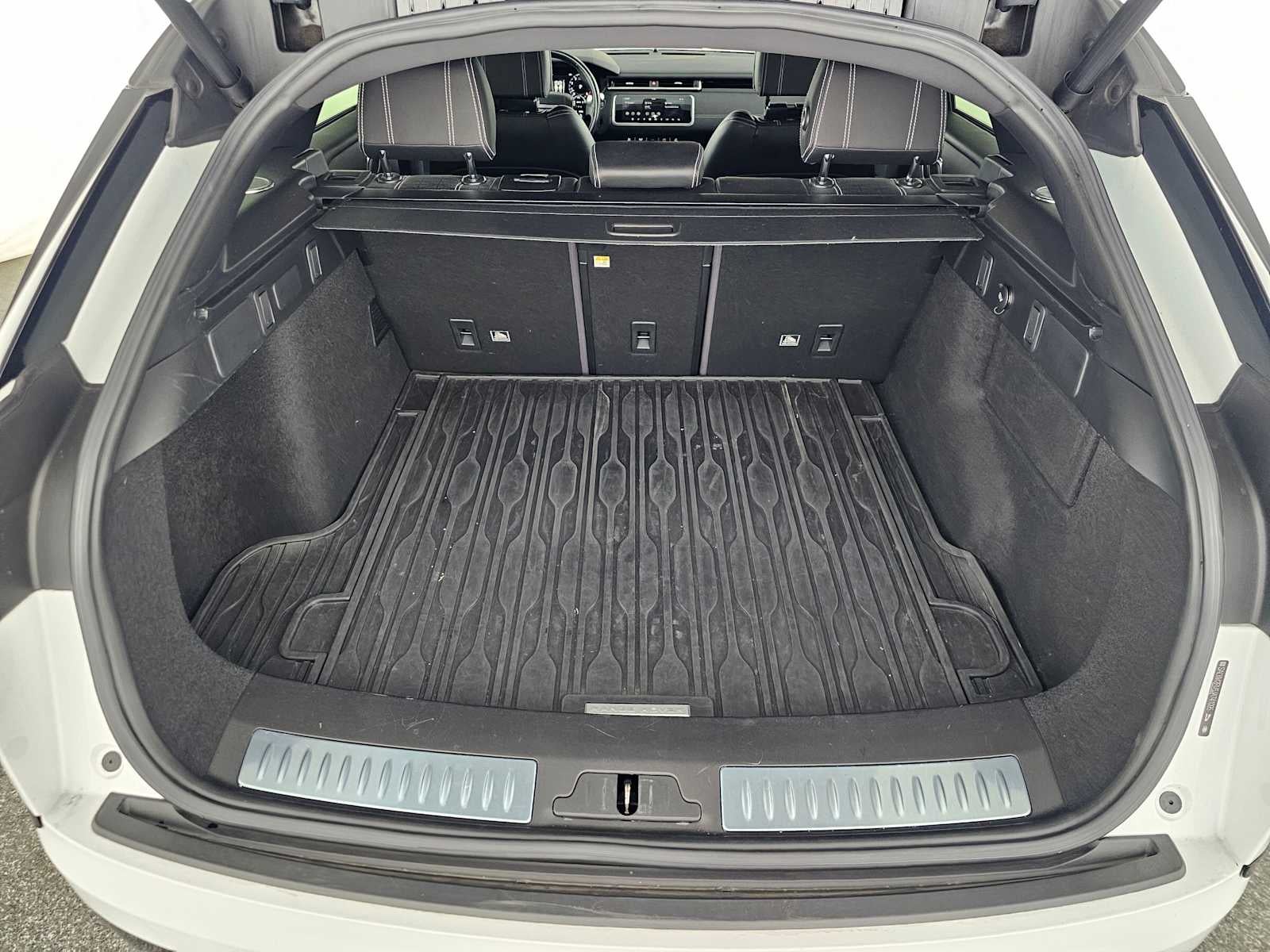 2018 Land Rover Range Rover Velar R-Dynamic HSE