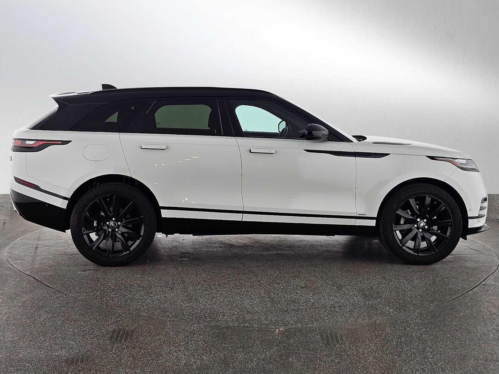2018 Land Rover Range Rover Velar R-Dynamic HSE