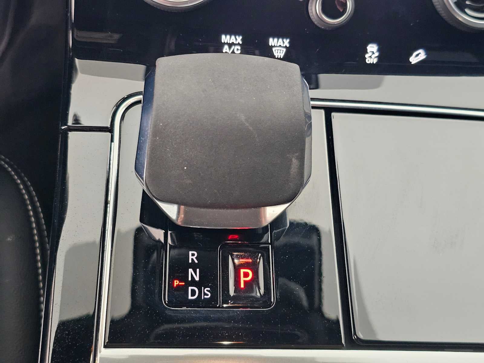 2023 Land Rover Range Rover Velar R-Dynamic S