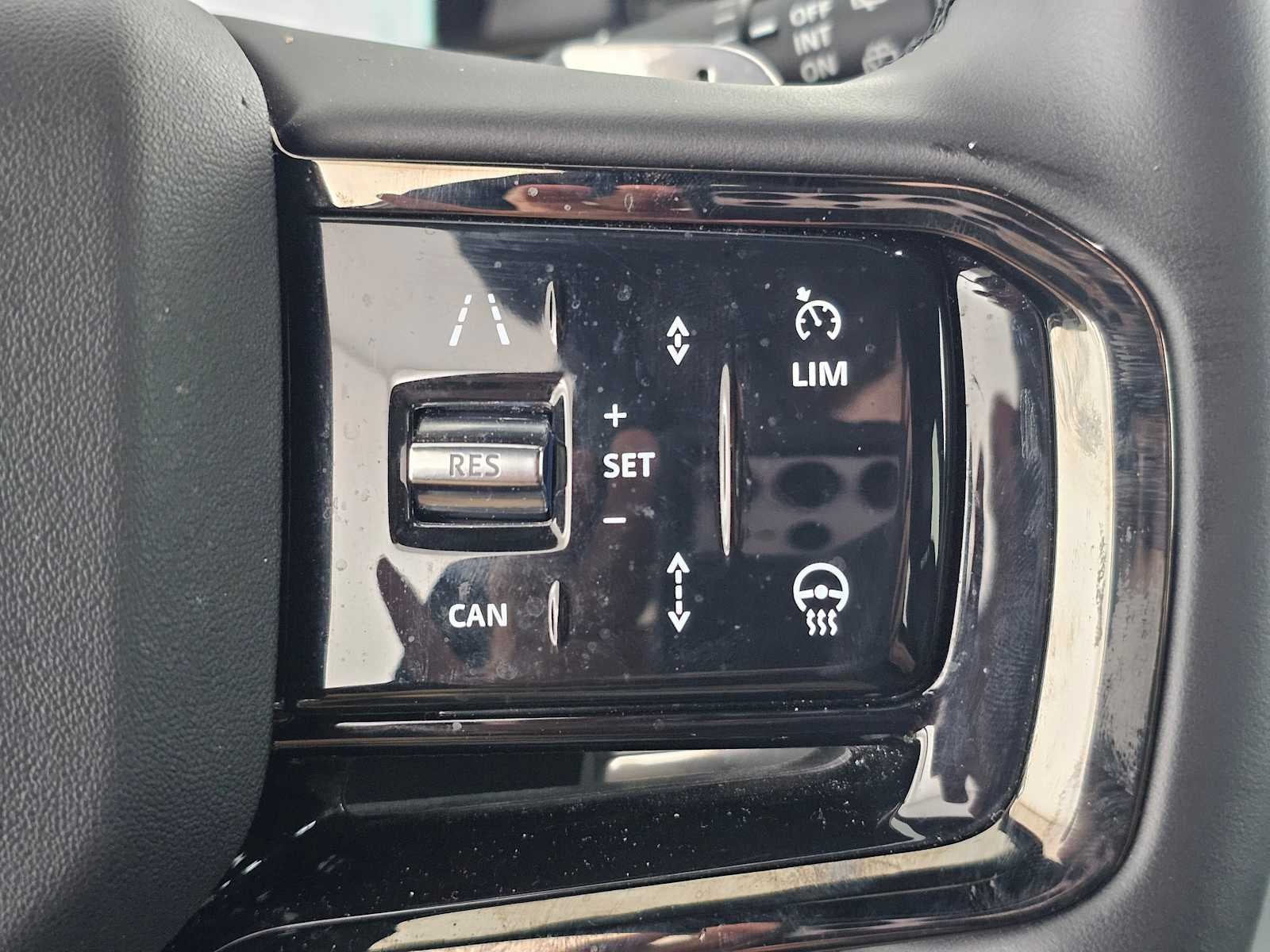 2024 Land Rover Range Rover Evoque Core S