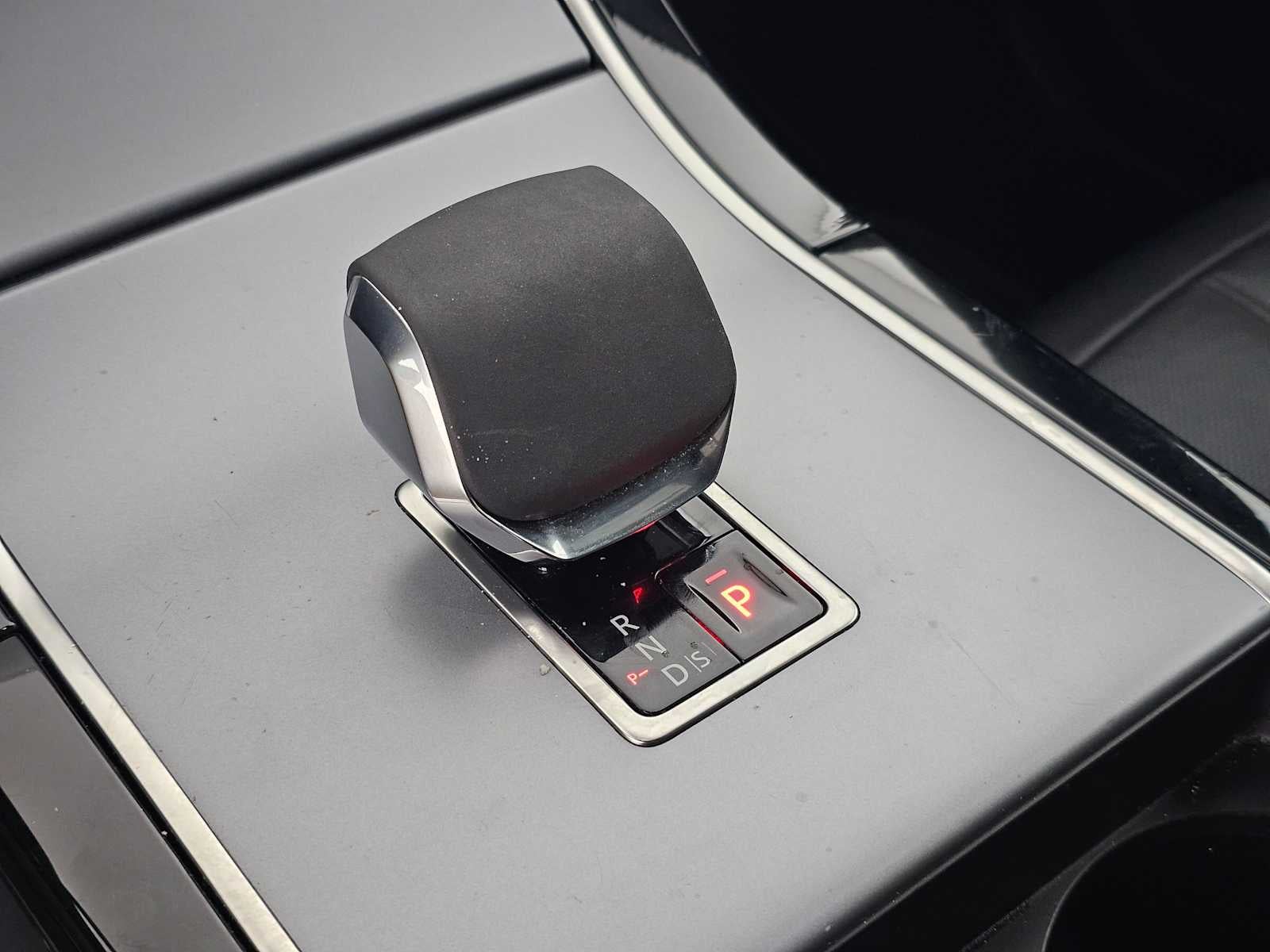 2024 Land Rover Range Rover Evoque Core S