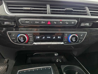2019 Audi Q7 Prestige