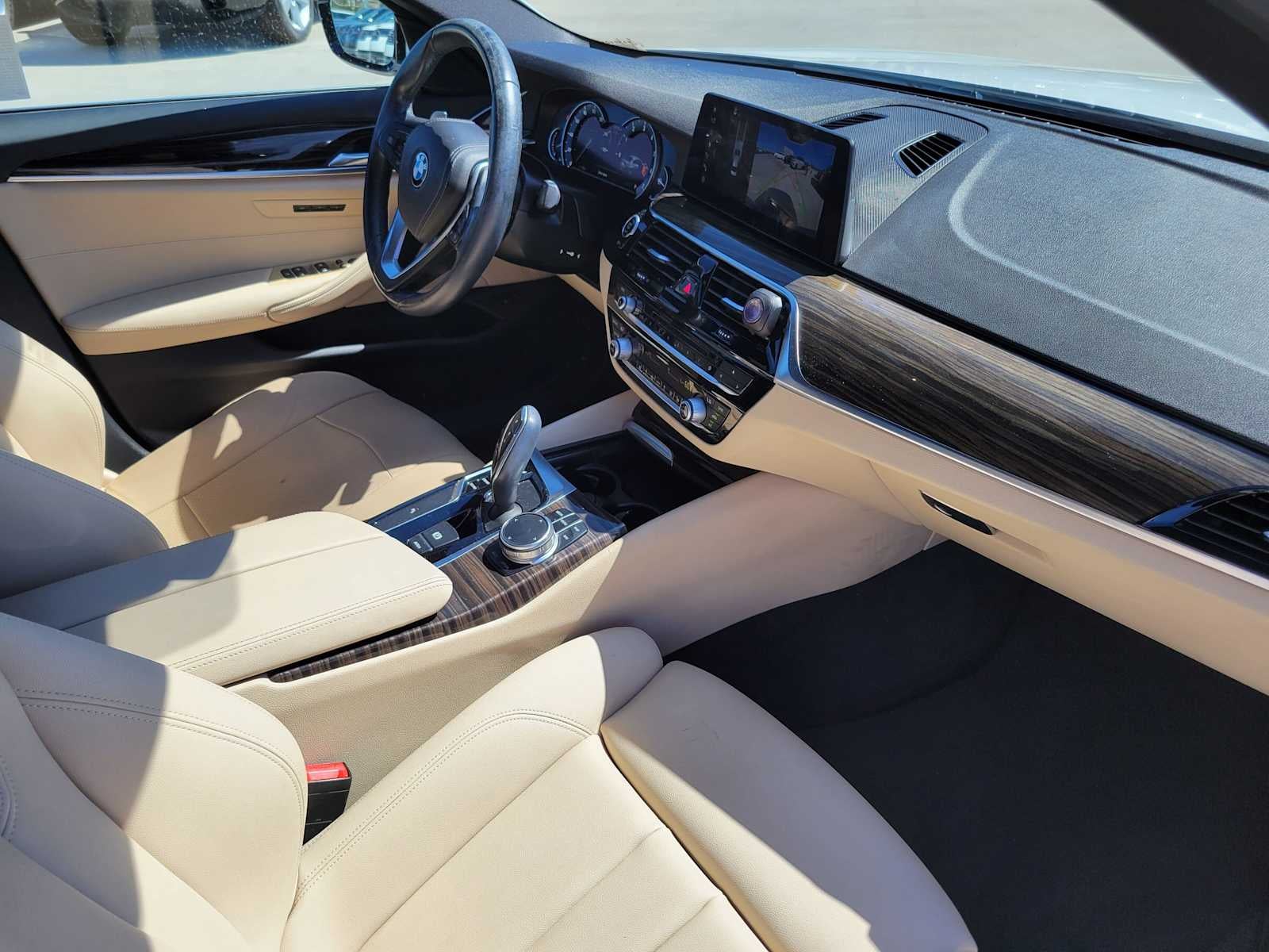 2018 BMW 530i 530i