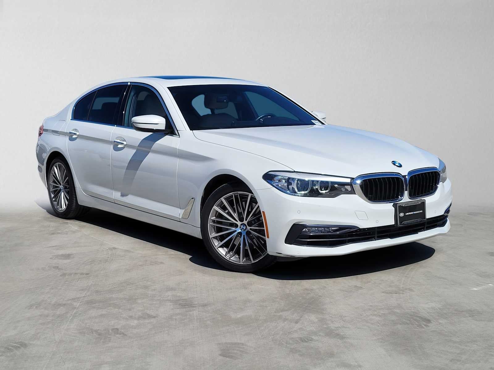 2018 BMW 530i 530i