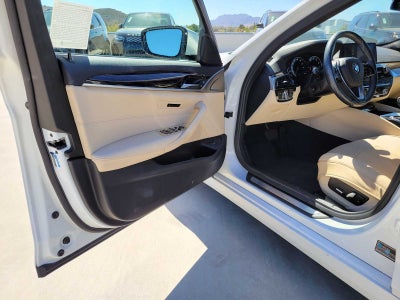 2018 BMW 530i 530i
