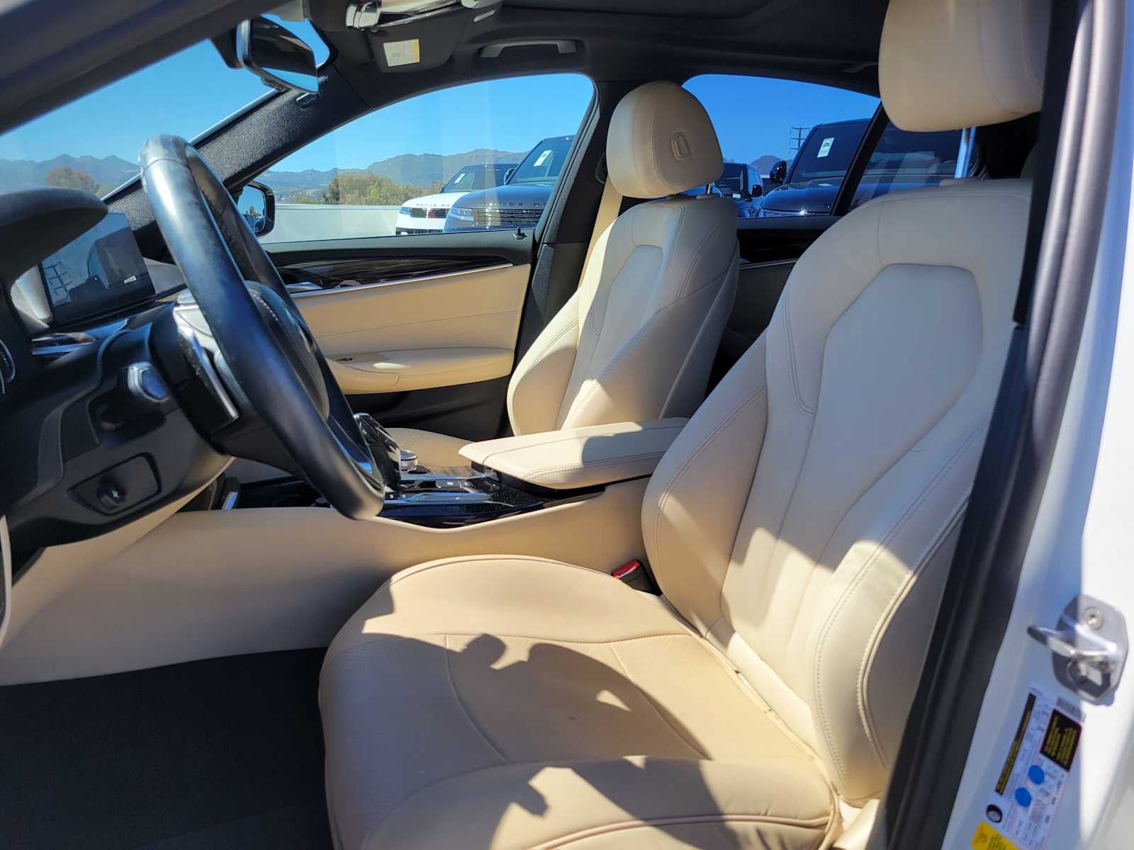 2018 BMW 530i 530i