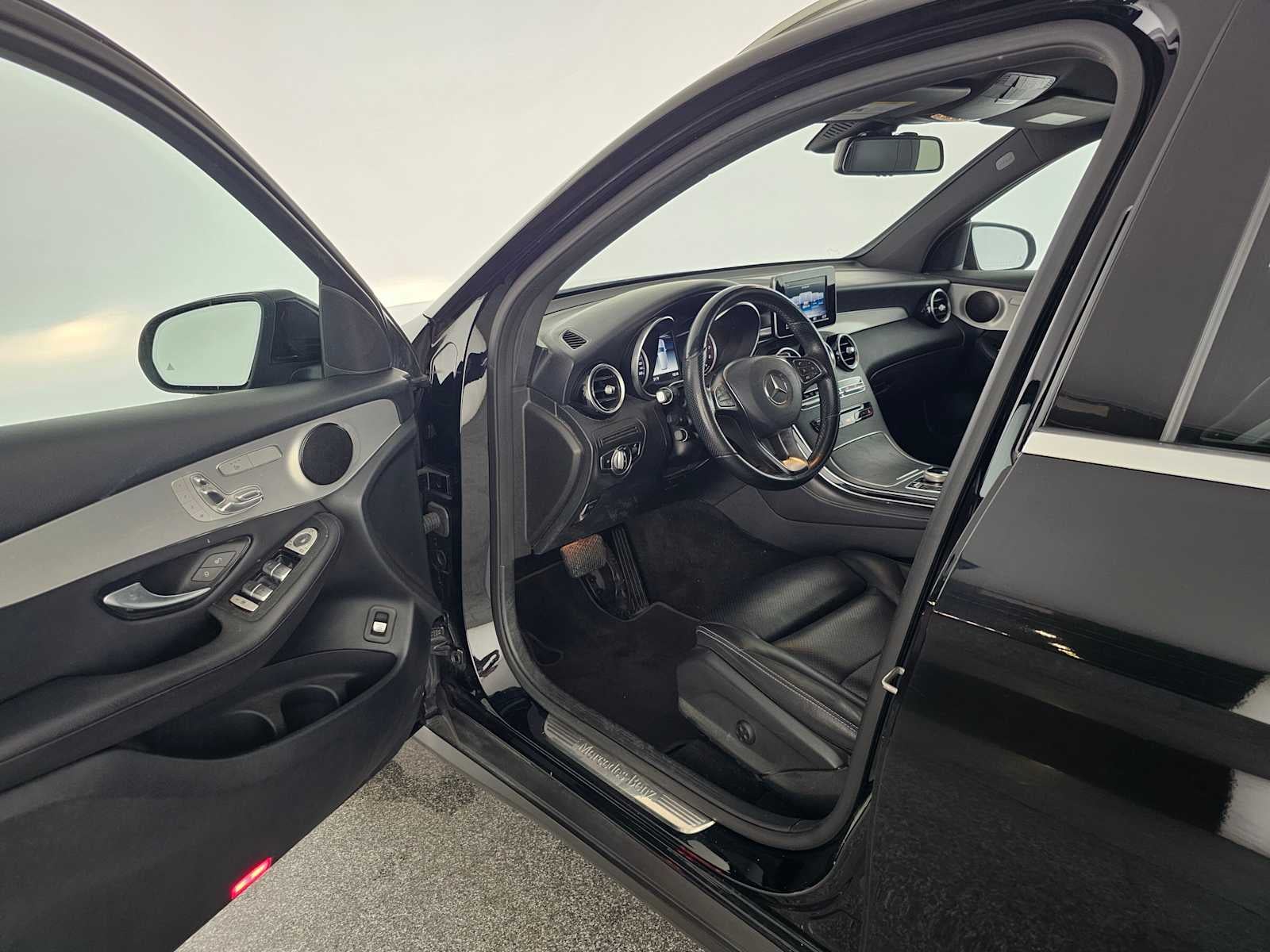 2019 Mercedes-Benz GLC GLC 300