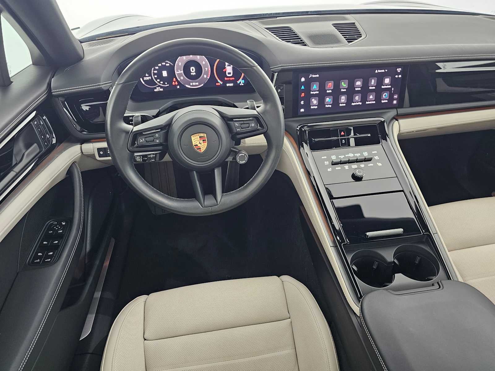 2024 Porsche Panamera 4