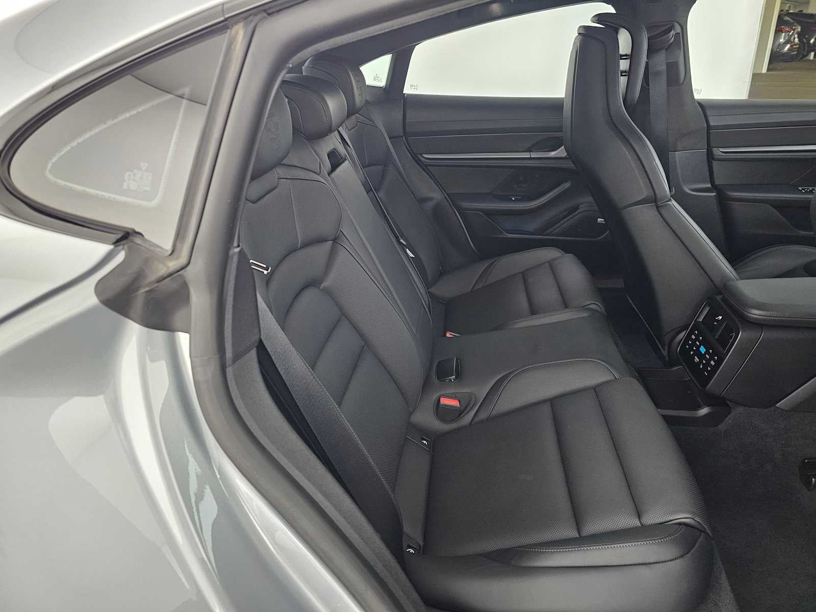 2021 Porsche Taycan Turbo S