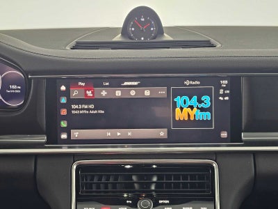 2023 Porsche Panamera Platinum Edition