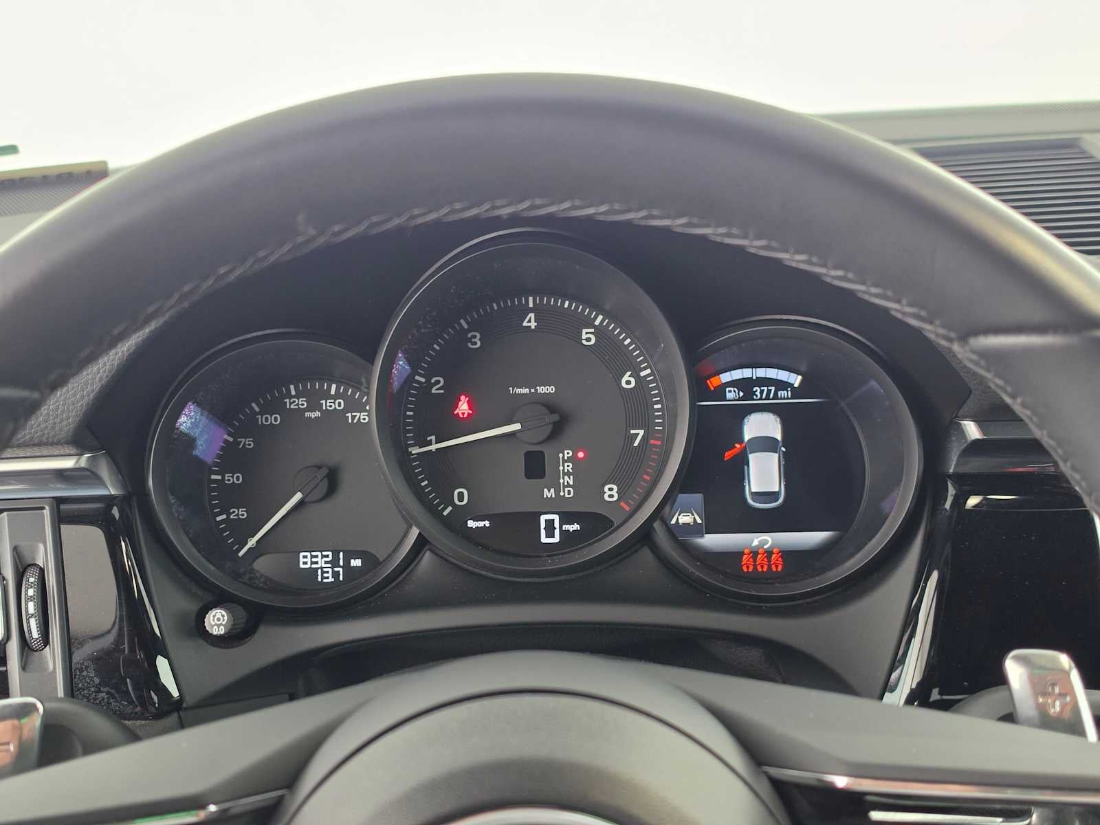 2025 Porsche Macan AWD