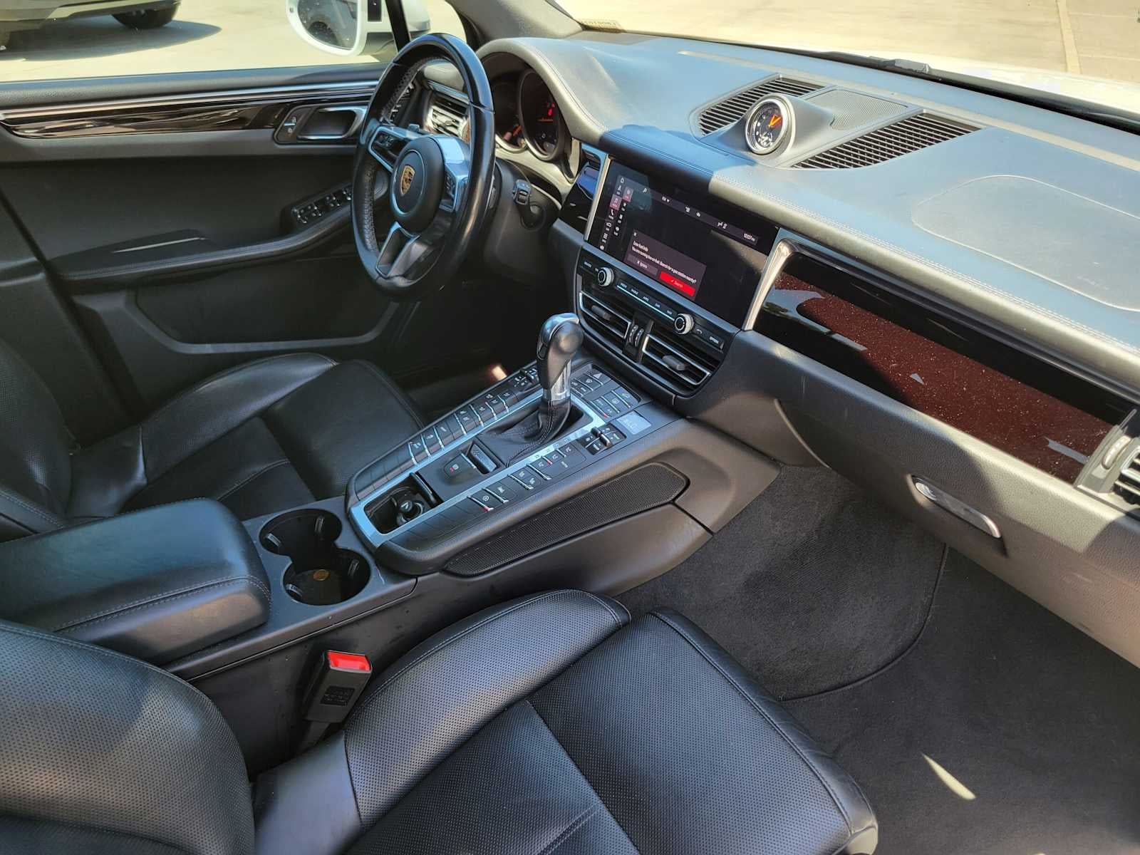 2021 Porsche Macan AWD