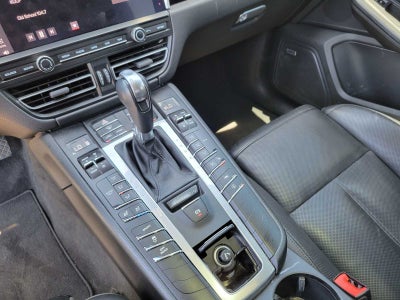 2021 Porsche Macan AWD