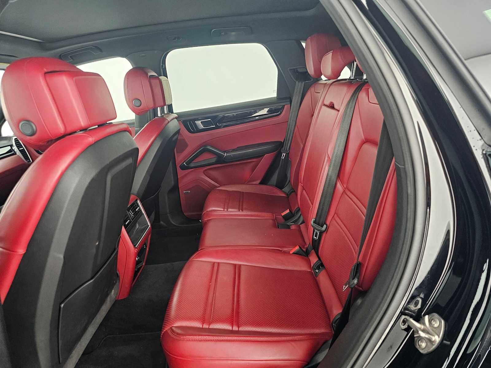 2021 Porsche Cayenne AWD