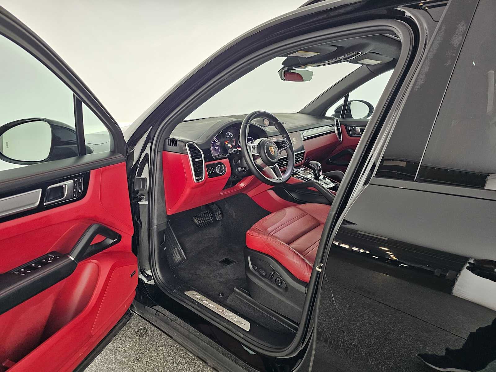 2022 Porsche Cayenne Platinum Edition