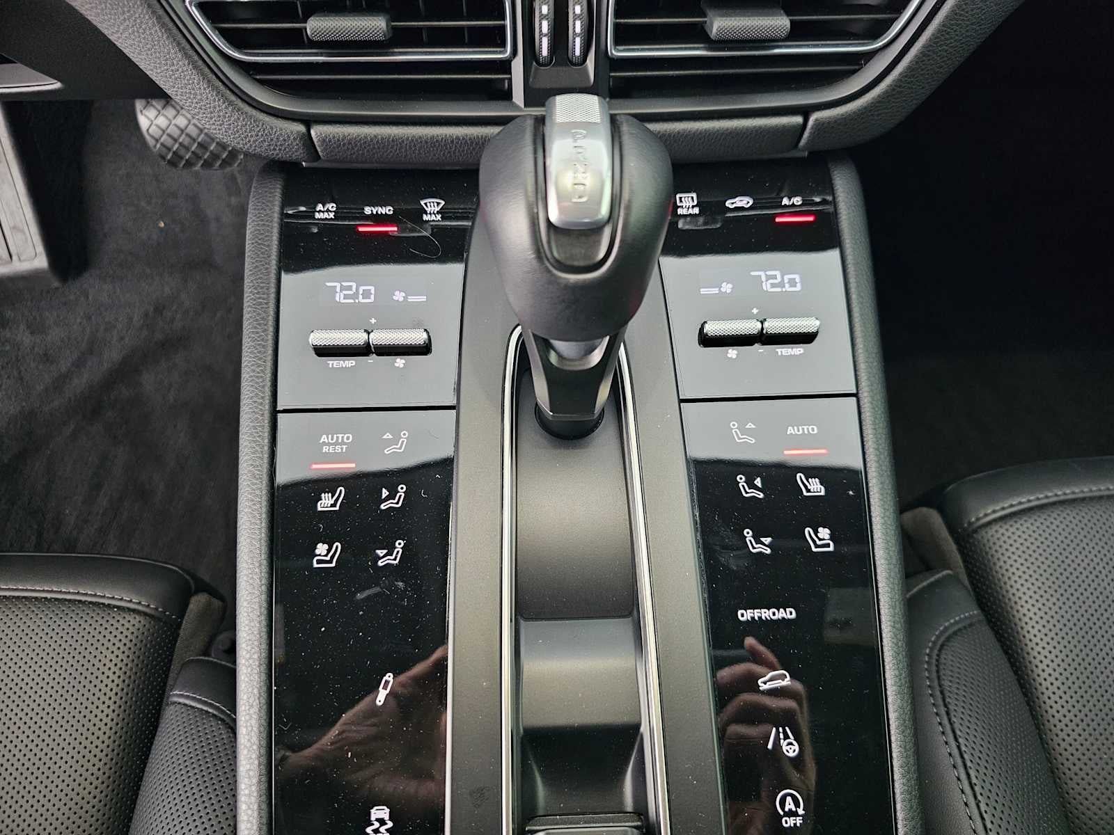 2024 Porsche Macan S