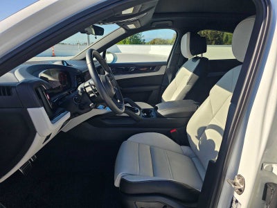 2025 Porsche Cayenne S