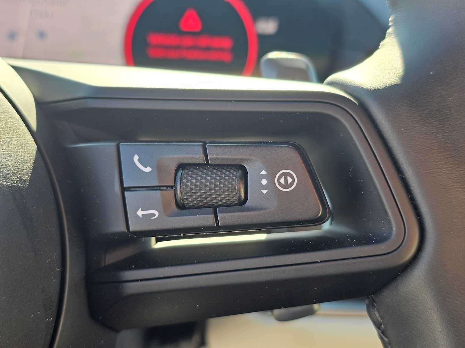 2025 Porsche Cayenne S