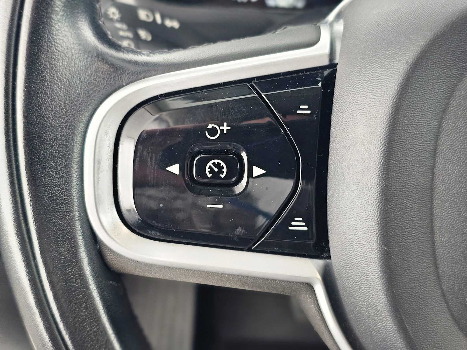 2022 Volvo XC90 Recharge Plug-In Hybrid Inscription