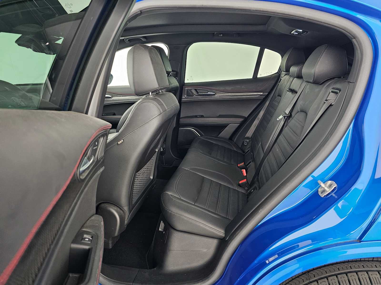 2023 Alfa Romeo Stelvio Estrema