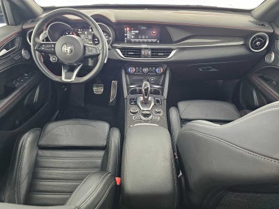 2023 Alfa Romeo Stelvio Estrema