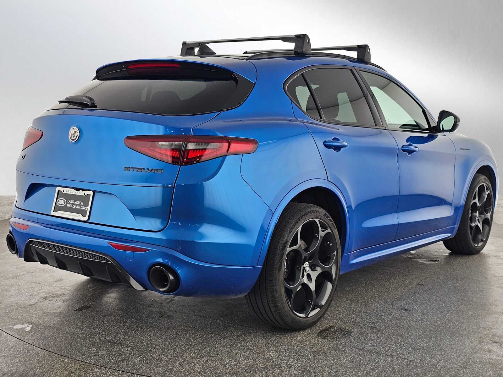 2023 Alfa Romeo Stelvio Estrema