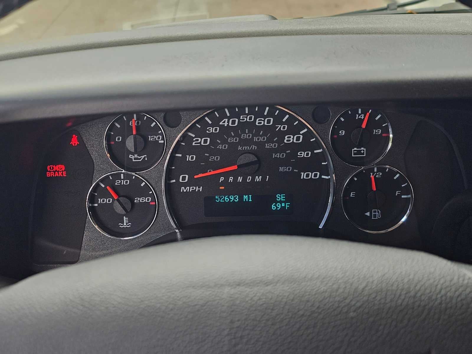 2022 Chevrolet Express Passenger LT