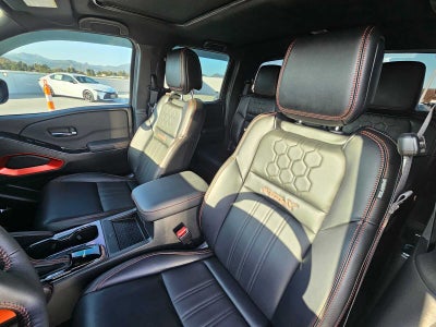 2024 Nissan Frontier PRO-X