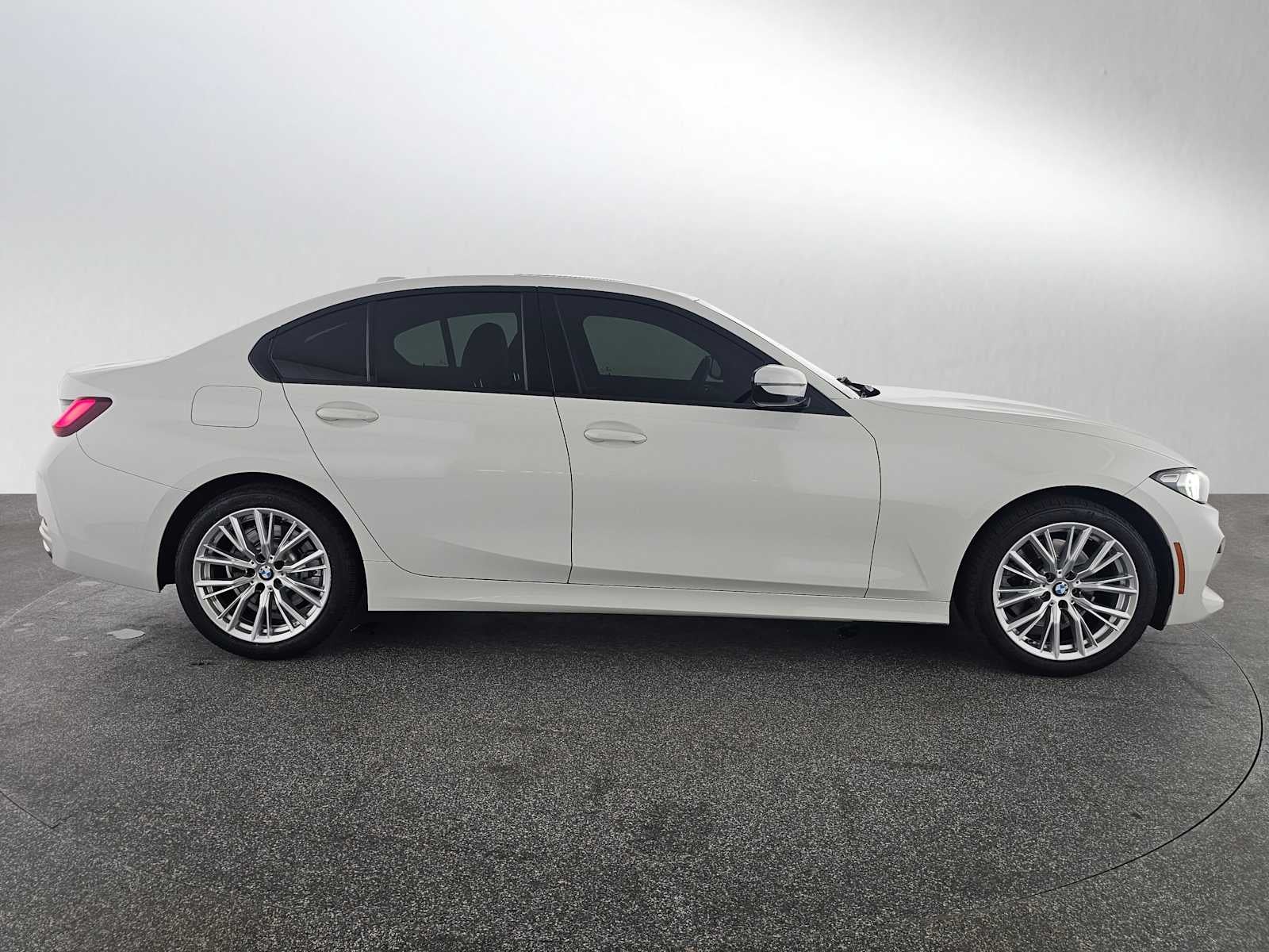 2023 BMW 330i 330i
