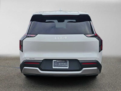 2024 Kia EV9 Light Long Range