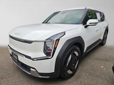 2024 Kia EV9 Light Long Range