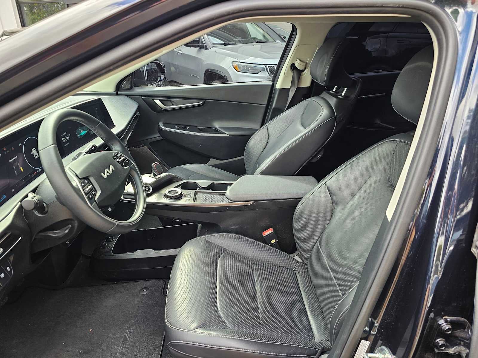 2024 Kia EV6 Wind