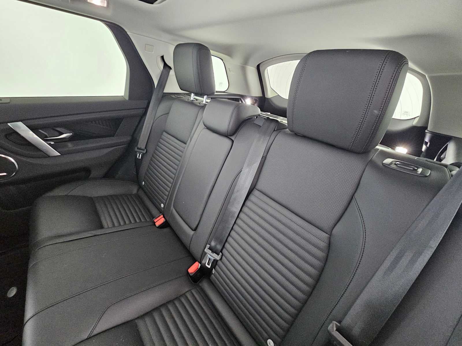 2025 Land Rover Discovery Sport S