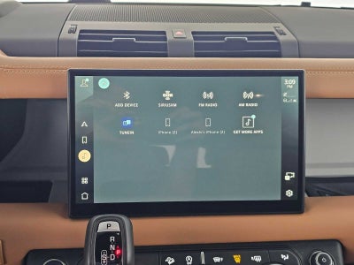 2024 Land Rover Defender SE