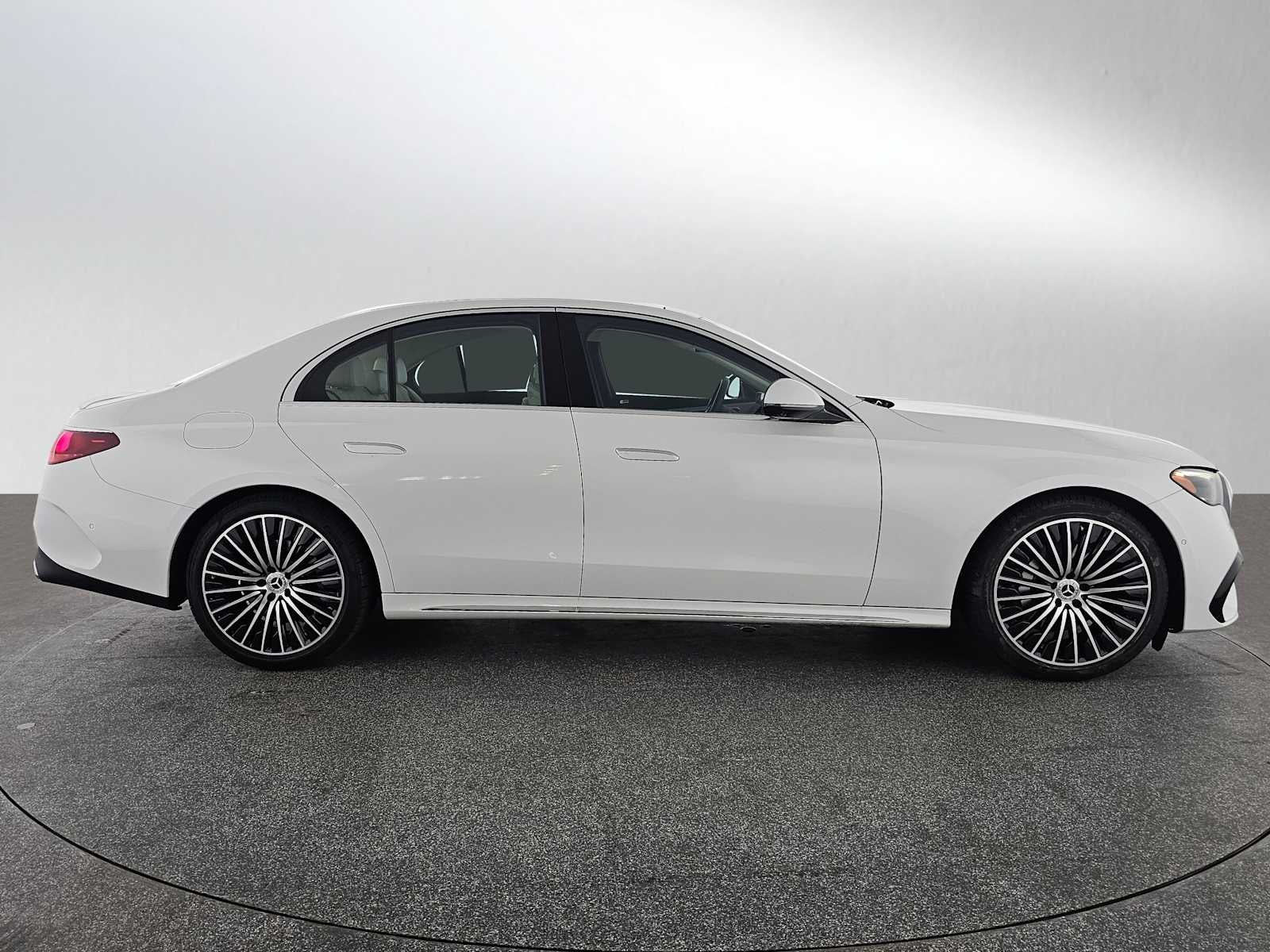 2025 Mercedes-Benz E 350 RWD Sedan
