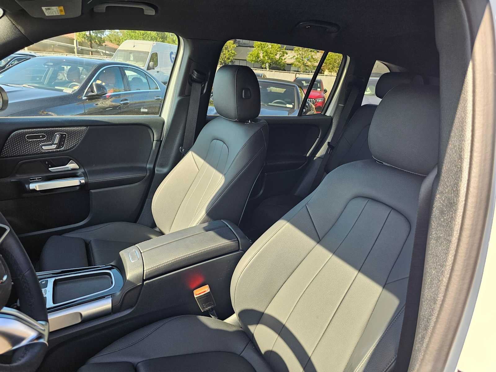 2026 Mercedes-Benz GLB 250 SUV