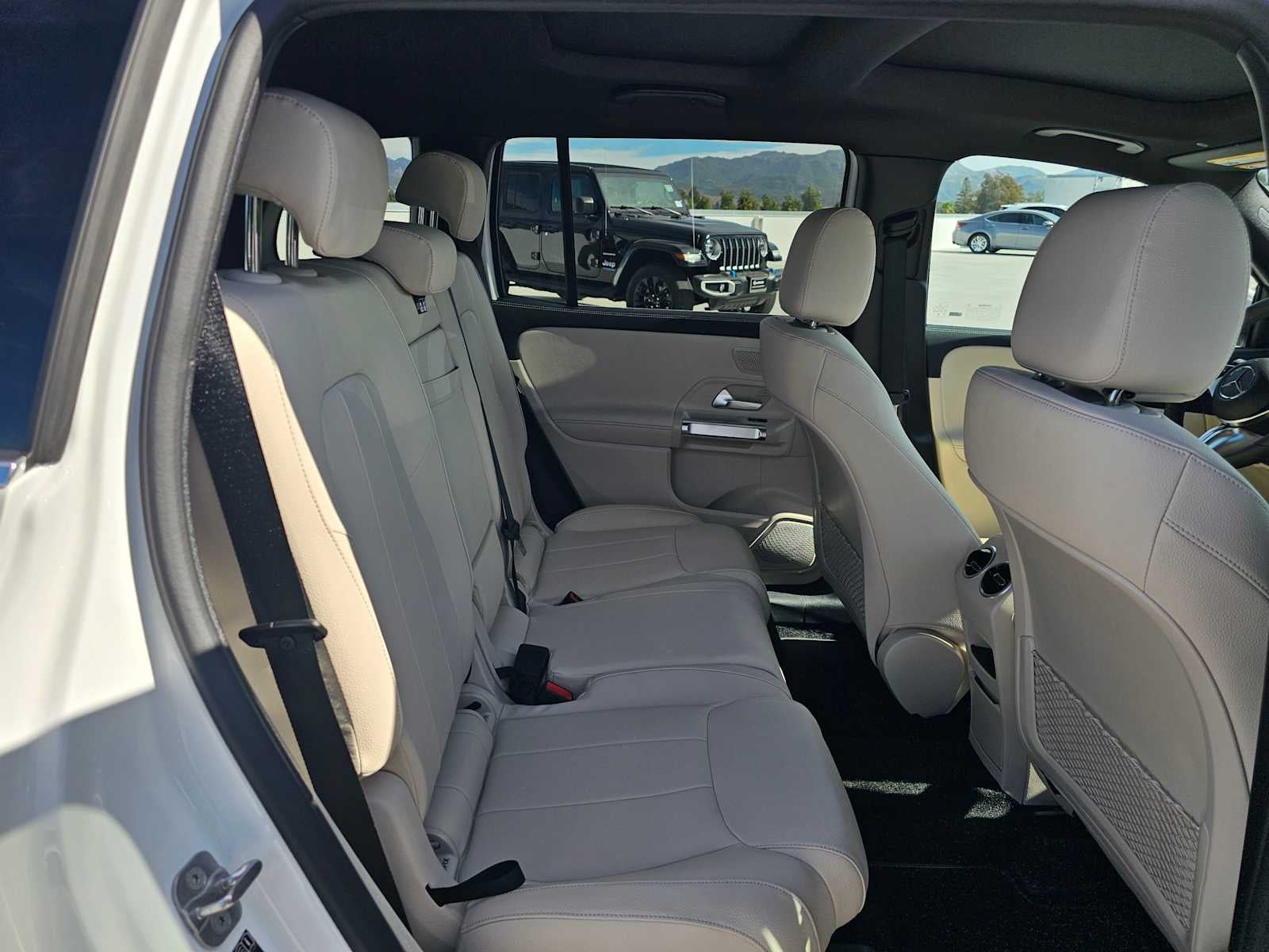 2026 Mercedes-Benz GLB 250 SUV