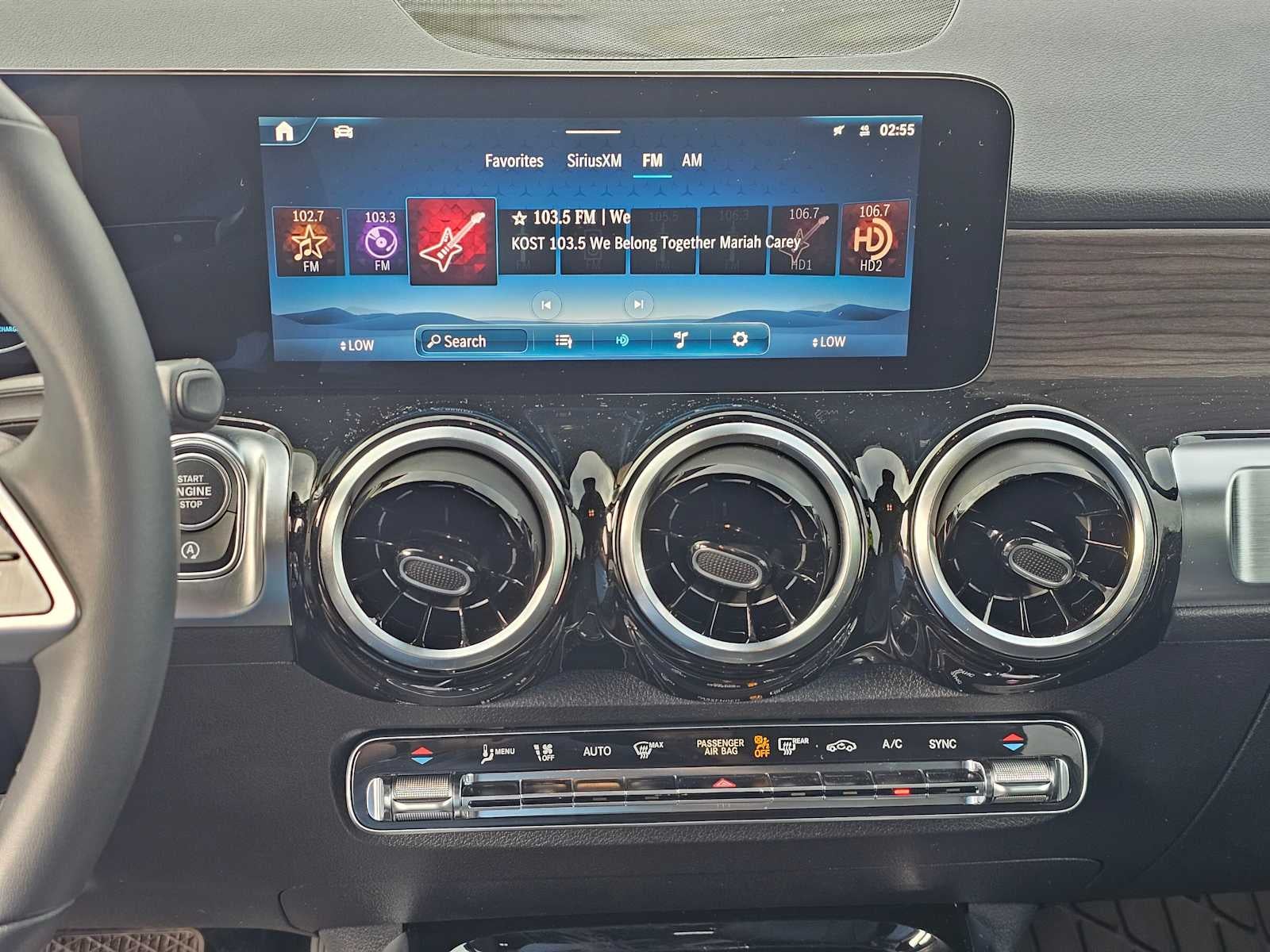 2026 Mercedes-Benz GLB 250 SUV