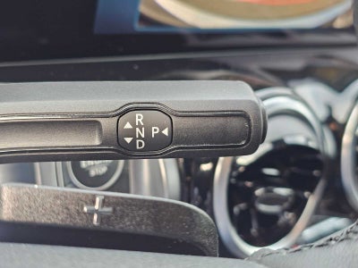 2026 Mercedes-Benz GLB 250 SUV